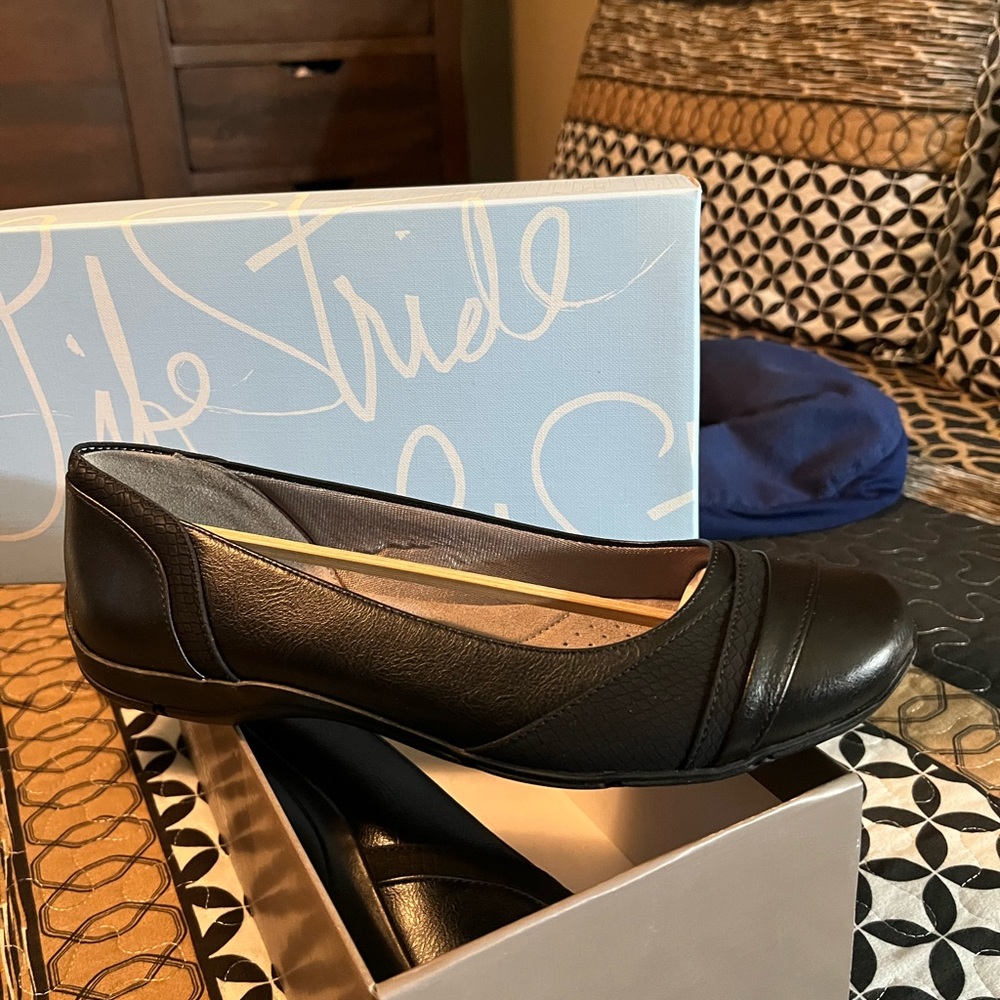 Lifestride Black Kylie Flats